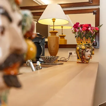 Bb 22 Charming & Palermo