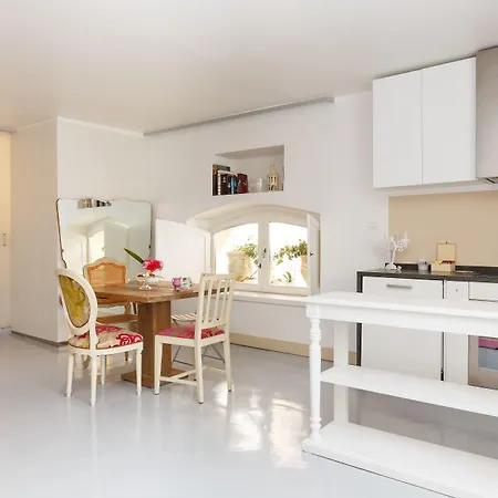 Bb 22 Charming & Palermo