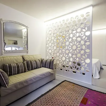 Bb 22 Charming & Guest house