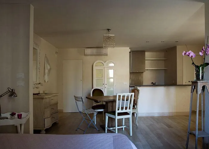 Bb 22 Charming & Maison d'hôtes 4*