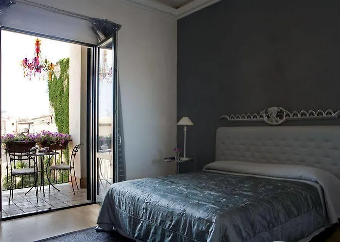 Bb 22 Charming & Maison d'hôtes 4*